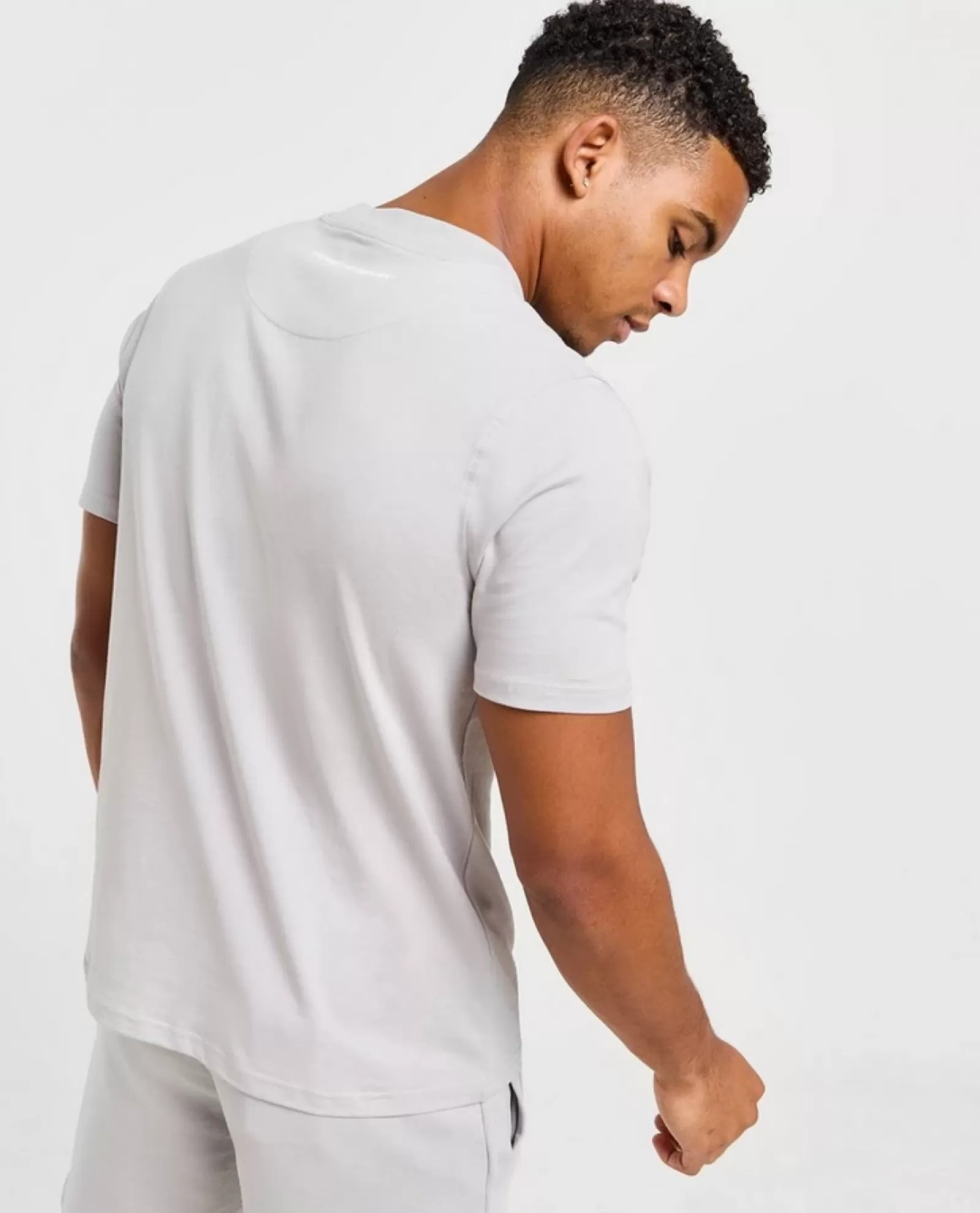 T-shirts>Mercier Kiesel grau Mono Abzeichen Tshirt