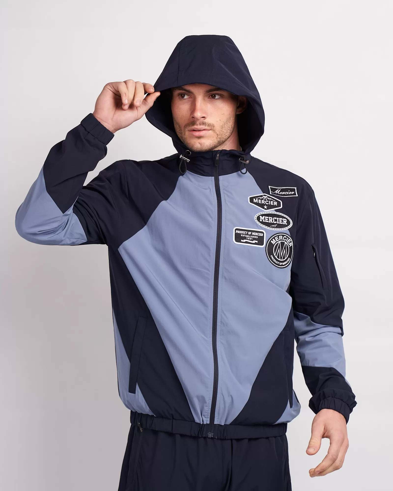 Windjacken & Cargohosen>Mercier Navy Placid Blue Mono Abzeichen Getäfelte Wind jacke