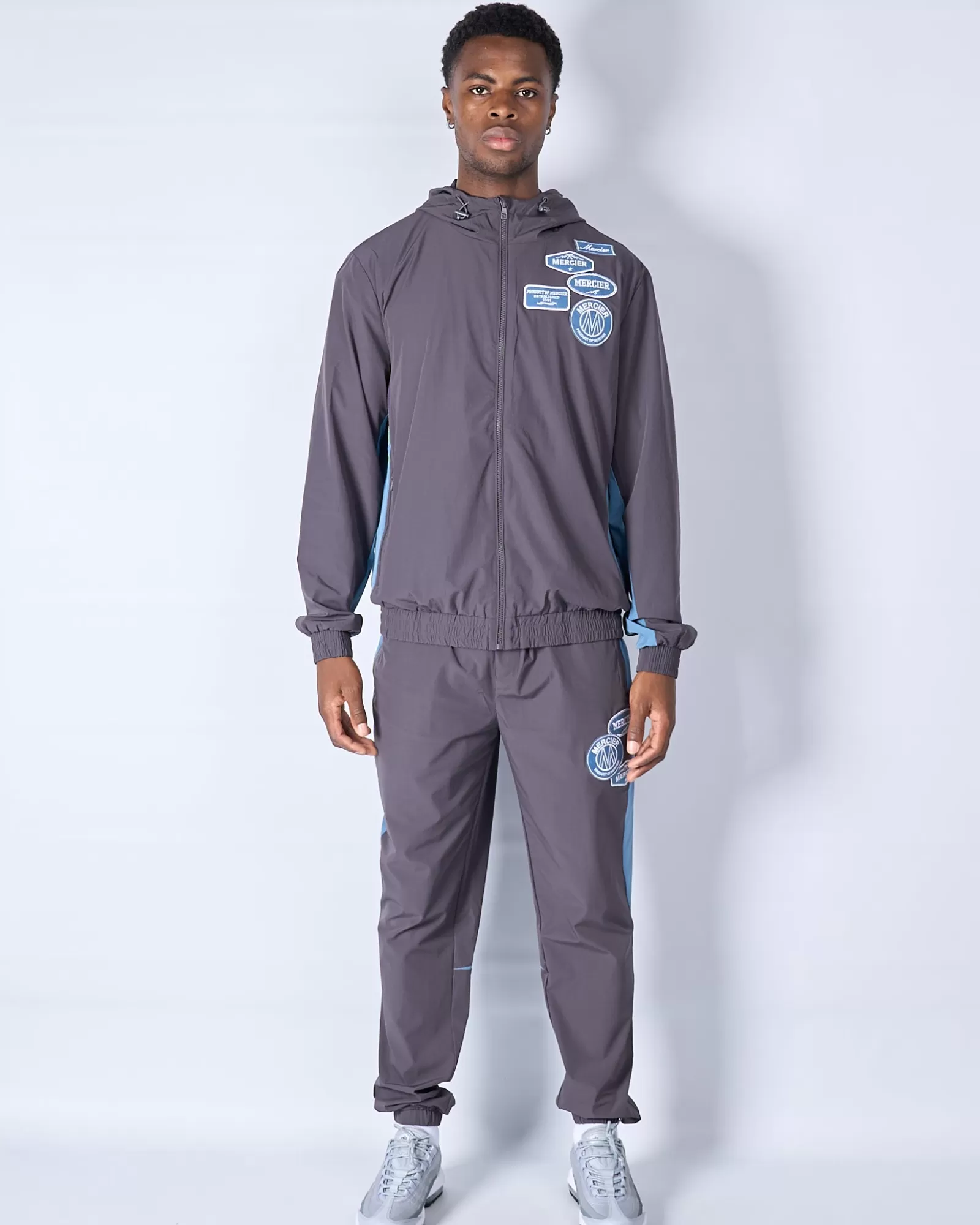 Windjacken & Cargohosen>Mercier Slate Flint Contrast Badge Pant